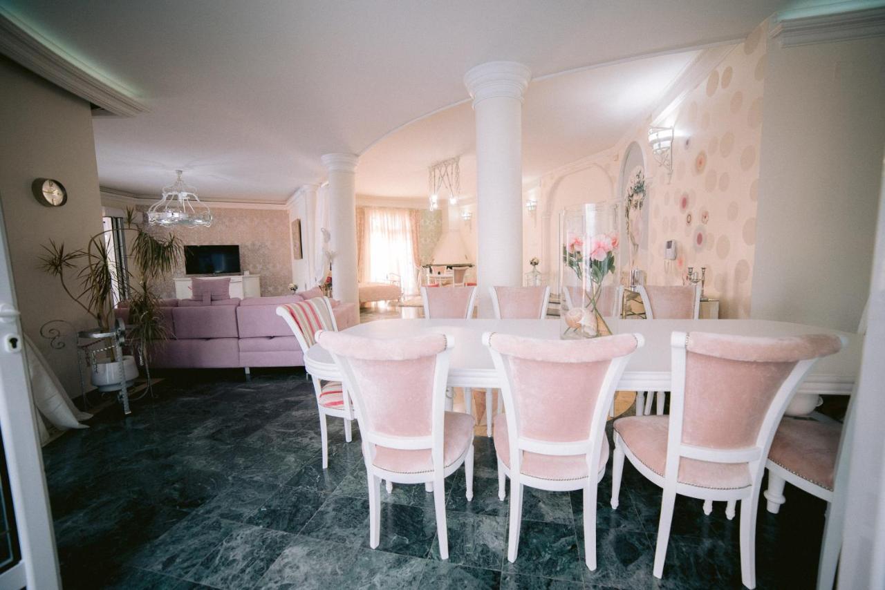 Villa Fruska Gora Klub Krstasice