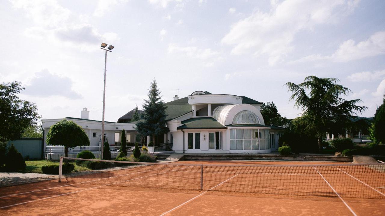 Villa Fruska Gora Klub Krstasice Irig