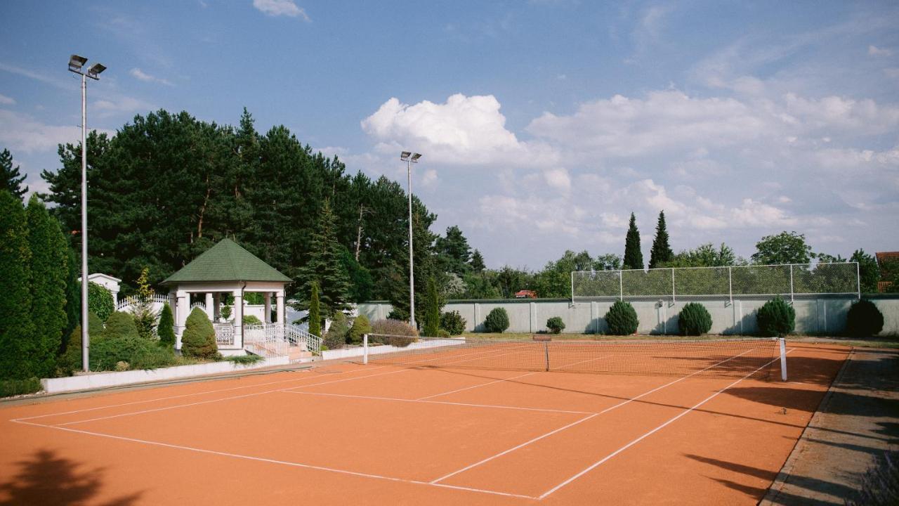 Villa Fruska Gora Klub Krstasice