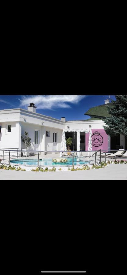 Villa Fruska Gora Klub Krstasice Irig